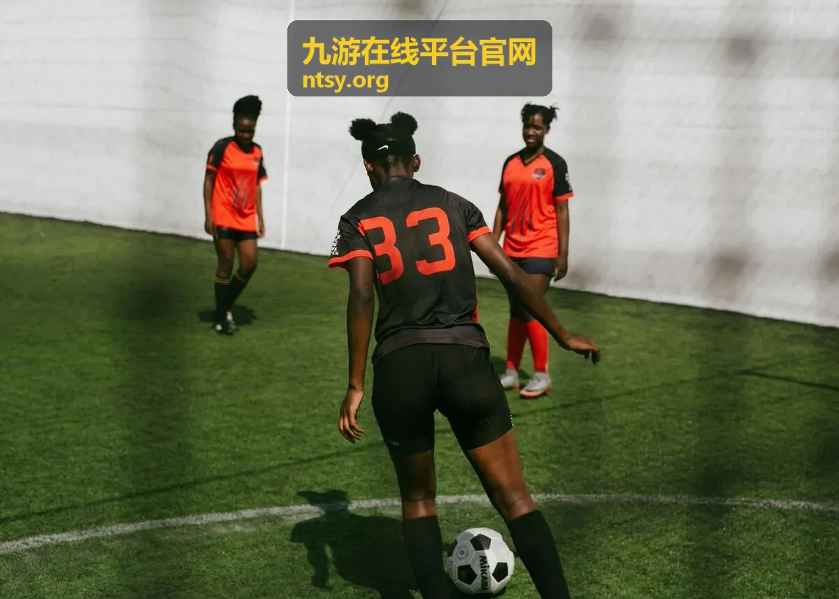 九游在线平台服务理念介绍卡片